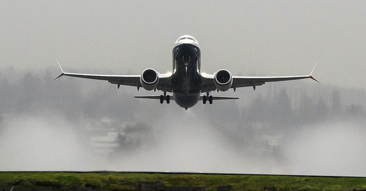Boeing-737-Max-8-Takeoff Boeing 737 Max 8 Takeoff