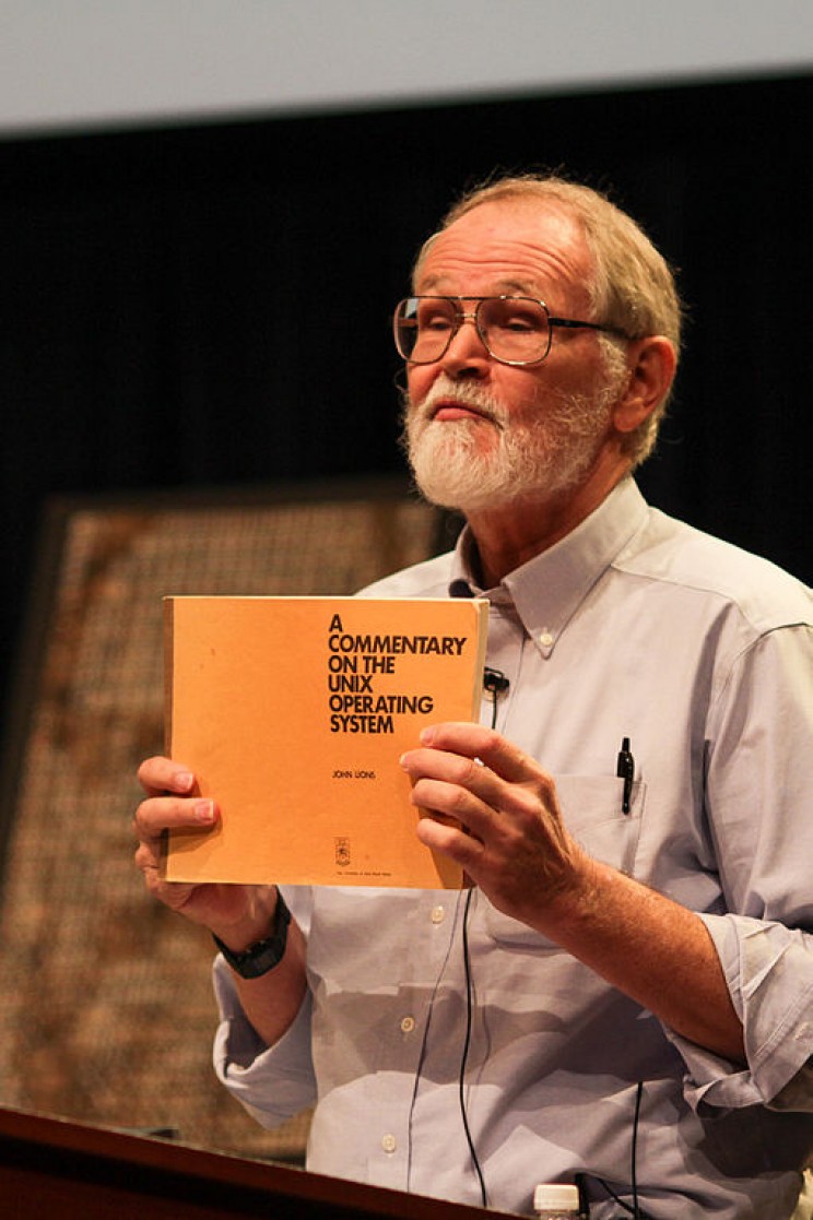 21 Visionary Programmers and Coders Who Built the Web We Know Today 21 Visionary Programmers and Coders Who Built the Web We Know Today