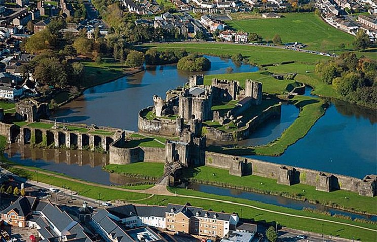 21 of the Great Fortresses Around the World 21 of the Great Fortresses Around the World
