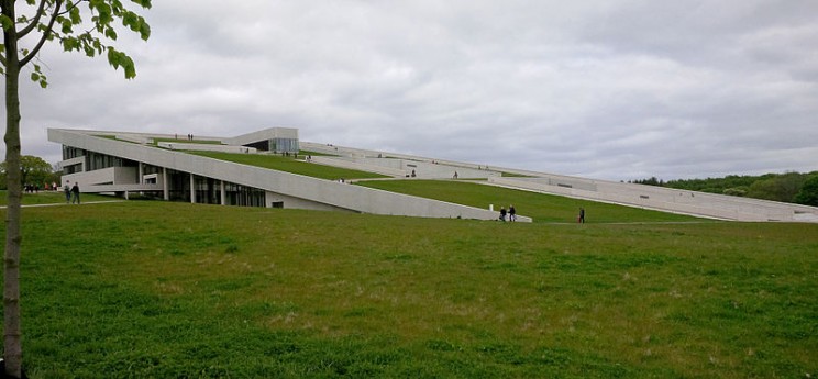 15 Interesting Green Roofs From Around the World 15 Interesting Green Roofs From Around the World