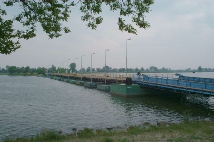 The Pontoon Bridge The Floating Bridge From Ancient China Used In The Biggest 20th Century Battles