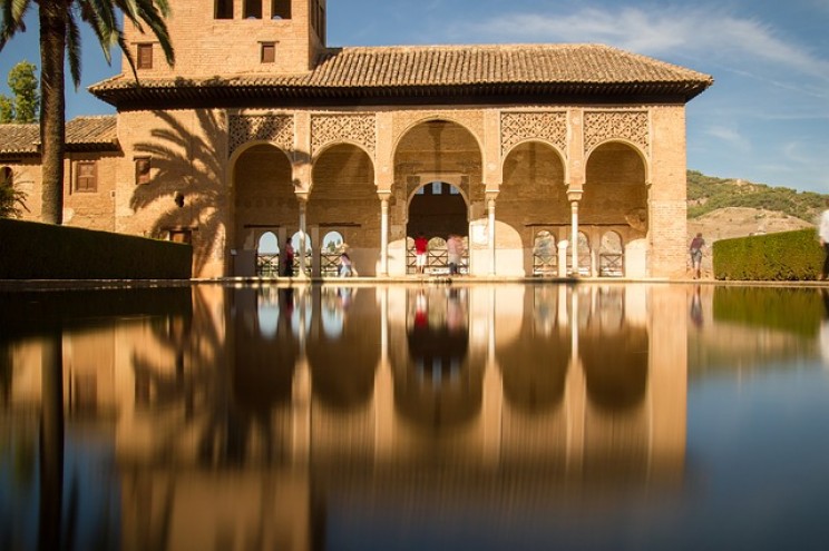 The Alhambra Fortress: A Stunning Relic of Spain's Moorish Past The Alhambra Fortress: A Stunning Relic of Spain's Moorish Past