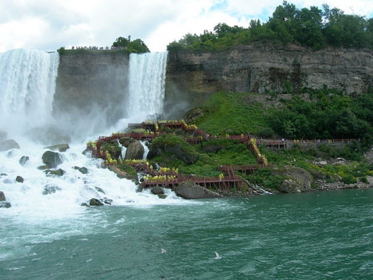 The Cave of the Winds The History of One of Niagara Falls’ Biggest