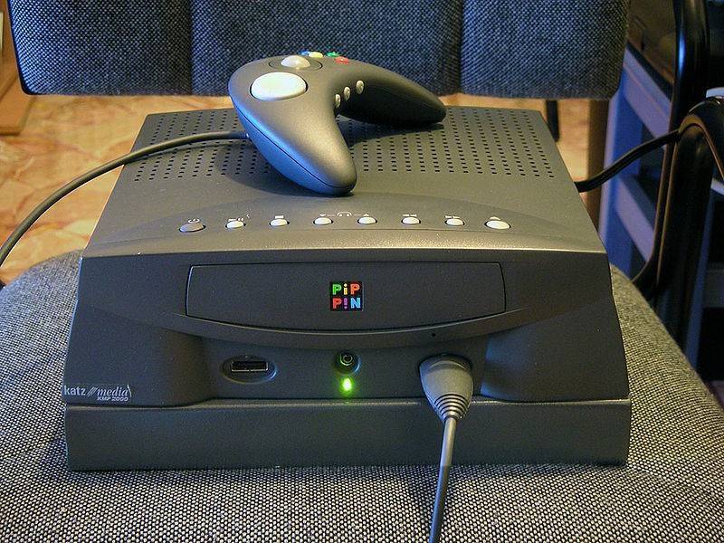 17 Apple Products From the 90s We Forgot About 17 Apple Products From the 90s We Forgot About