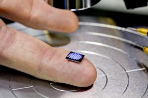 17 Devices And New Technologies as Small as Computer Chip or Business Card 17 Devices And New Technologies as Small as Computer Chip or Business Card