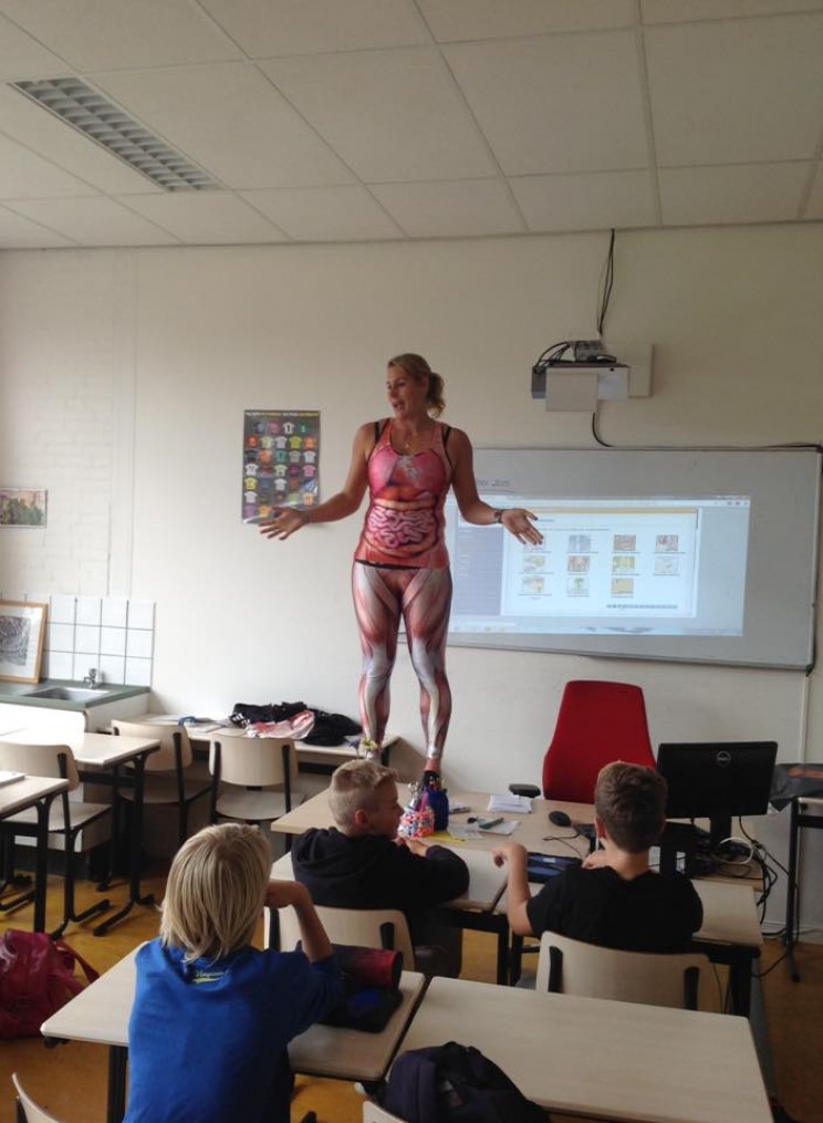 15 Teachers Who Went the Extra Mile With Creative Ways to Engage Students 15 Teachers Who Went the Extra Mile With Creative Ways to Engage Students