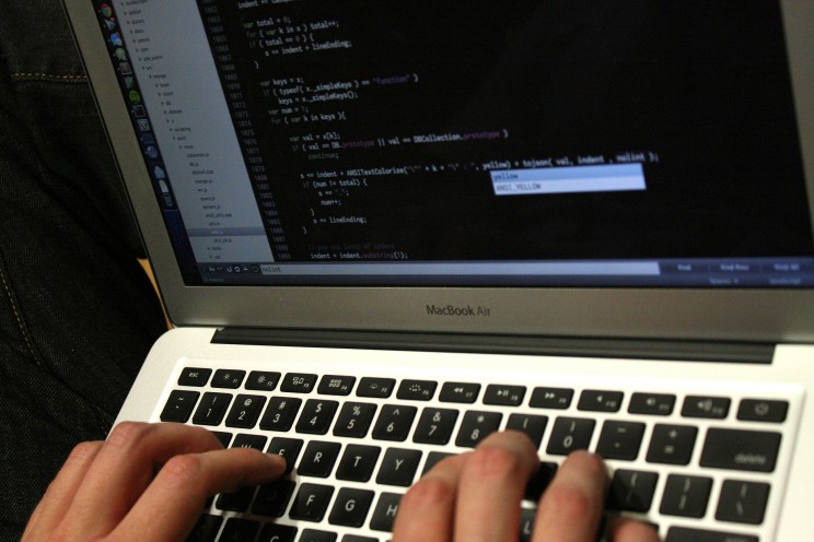 This Month's Top 7 Free Tech Programs from Interesting Engineering Shop