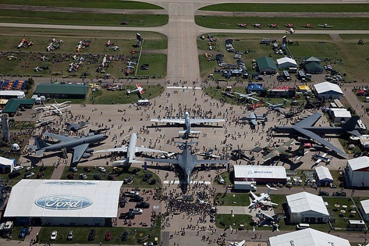 Aircraft at Oshkosh Aircraft at Oshkosh