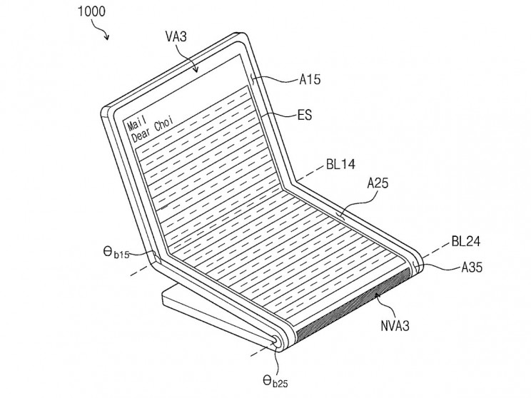 Samsung's Latest Patents Might Mean We Finally Get Folding Smartphones Samsung's Latest Patents Might Mean We Finally Get Folding Smartphones