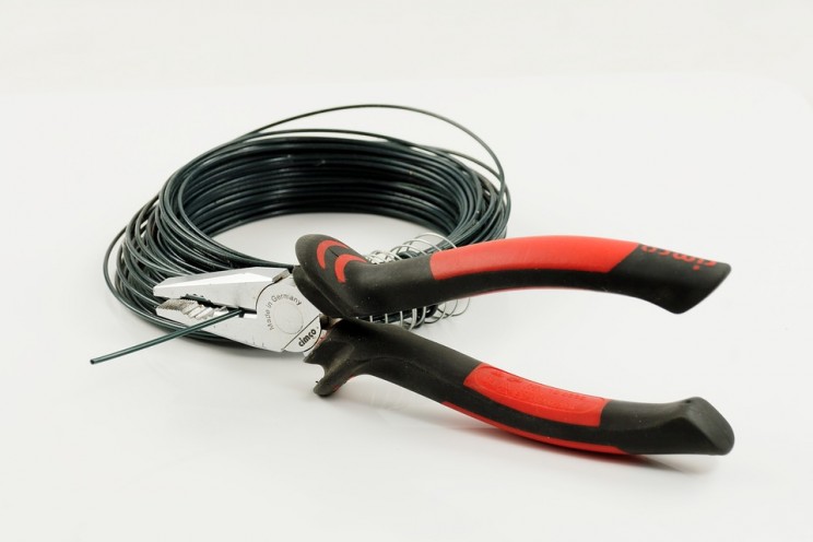 15 Things You Can Fix Around the House with a Rubber Band 15 Things You Can Fix Around the House with a Rubber Band