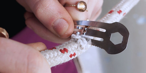 This Hair Clip Contains 7 Different Tools This Hair Clip Contains 7 Different Tools