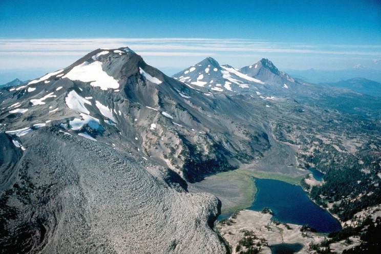 The 10 Most Dangerous Volcanoes Looming Over the United States The 10 Most Dangerous Volcanoes Looming Over the United States