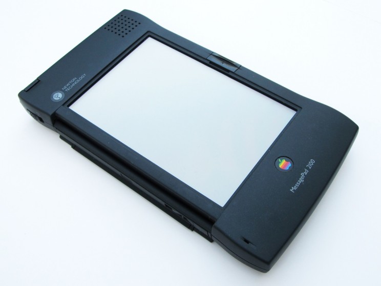 10 Worst Tech Launches in History 10 Worst Tech Launches in History