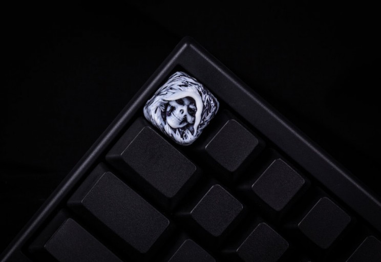 You Can Customize Your Keyboard with These Incredible Tiny Works of Art You Can Customize Your Keyboard with These Incredible Tiny Works of Art