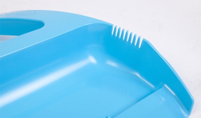 This Company Wants to Improve the Way We Sweep With Their Innovative Broom and Dustpan This Company Wants to Improve the Way We Sweep With Their Innovative Broom and Dustpan