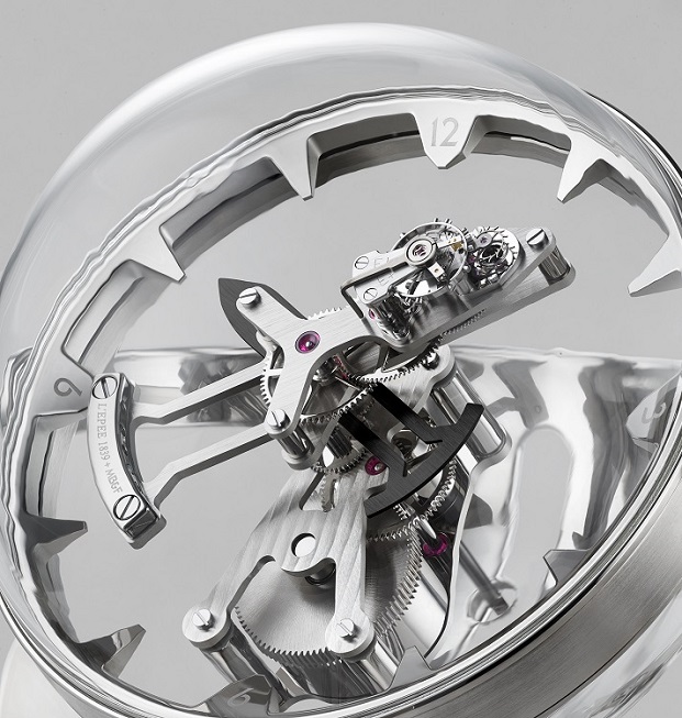 This $36,000 Mechanical Table Clock Is for the Person Who Has Everything This $36,000 Mechanical Table Clock Is for the Person Who Has Everything