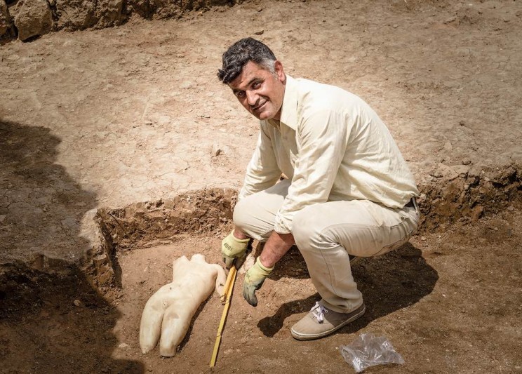 Declassified Spy Satellite Imagery Assists in the Discovery of an Ancient City in Iraq Declassified Spy Satellite Imagery Assists in the Discovery of an Ancient City in Iraq