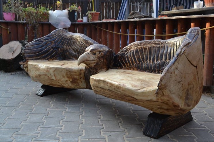 This Engineer Turned Artist Transforms Dead Wood into Incredible Works of Art This Engineer Turned Artist Transforms Dead Wood into Incredible Works of Art