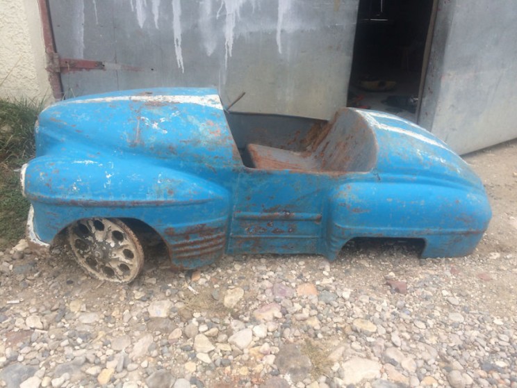Old Russian Pedal Cars Undergo Brilliant Restoration Old Russian Pedal Cars Undergo Brilliant Restoration