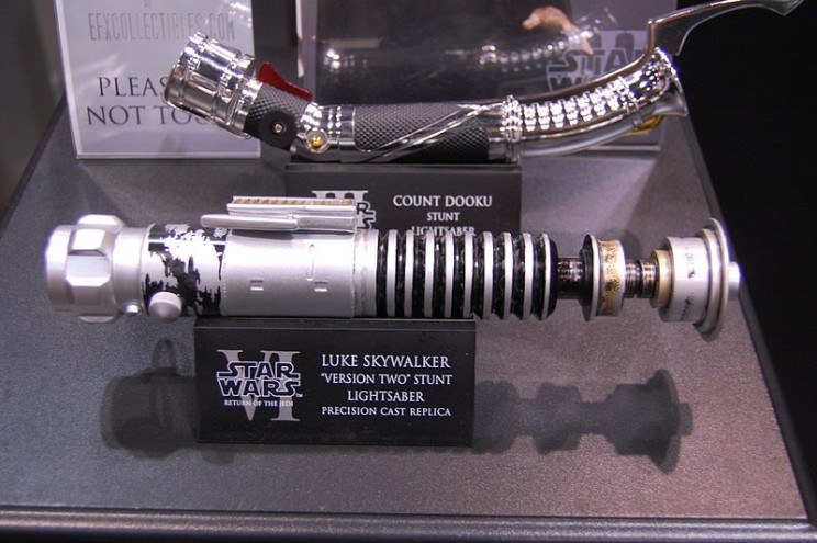10 of the Most Ridiculous Made up Technologies Used in Movies