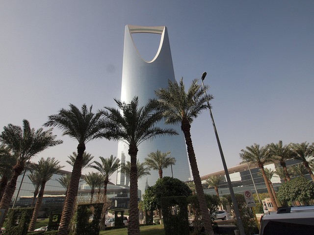 Saudi Arabia Plans to Build A $500 Billion Mega City Powered Solely By Renewable Energy Saudi Arabia Plans to Build A $500 Billion Mega City Powered Solely By Renewable Energy