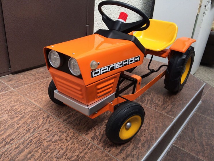 Old Russian Pedal Cars Undergo Brilliant Restoration Old Russian Pedal Cars Undergo Brilliant Restoration