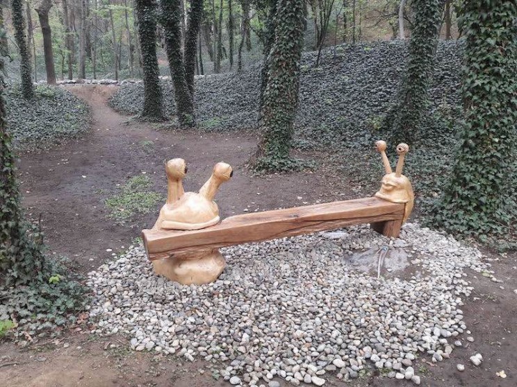 This Engineer Turned Artist Transforms Dead Wood into Incredible Works of Art This Engineer Turned Artist Transforms Dead Wood into Incredible Works of Art