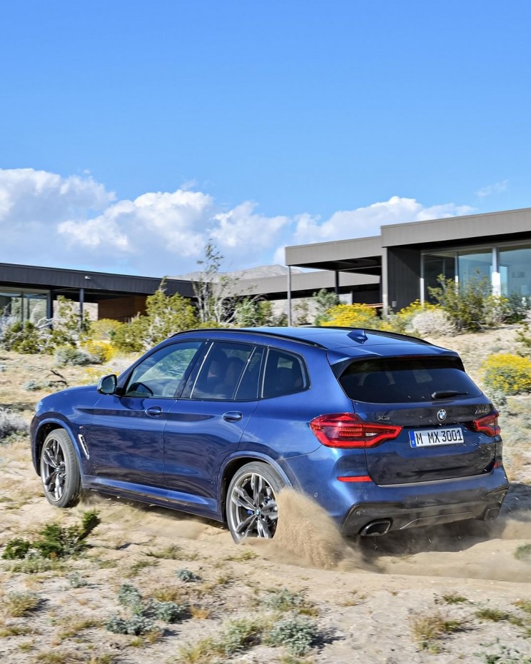 Whether you are in the sand or snow the Z3 is the perfect combination of SUV and luxury
