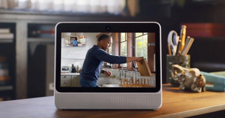 Portal is a New Voice Enabled Hands-Free Video Calling Device from Facebook Portal is a New Voice Enabled Hands-Free Video Calling Device from Facebook