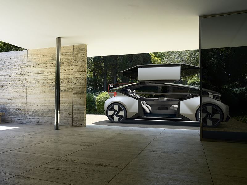 Volvo’s Fully Autonomous 360c Concept Vehicle Even Lets You Sleep In It Volvo’s Fully Autonomous 360c Concept Vehicle Even Lets You Sleep In It