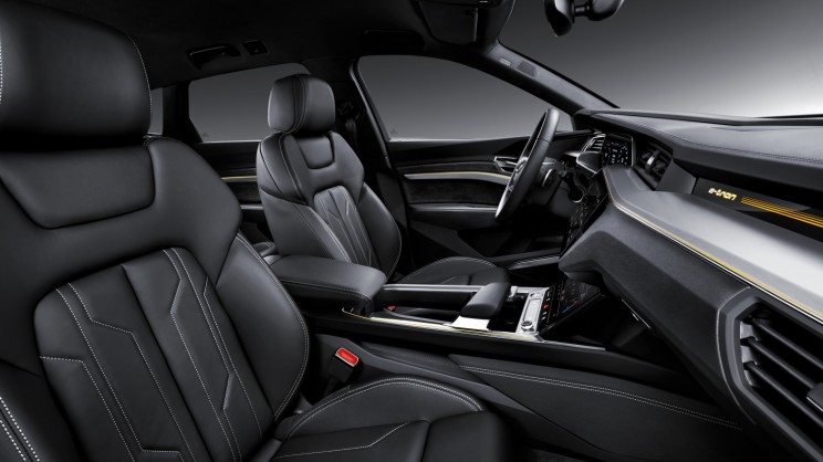 Audi Unveils All-Electric e-tron SUV to Compete with Tesla Model X Audi Unveils All-Electric e-tron SUV to Compete with Tesla Model X