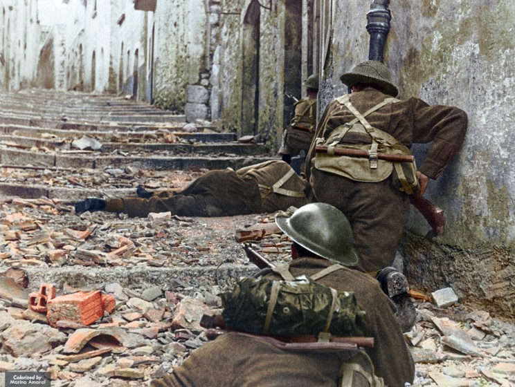 Canadian Infantrymen Advance Cautiously Up A Narrow Lane In Campochiaro, Italy, On Nov. 11, 1943.