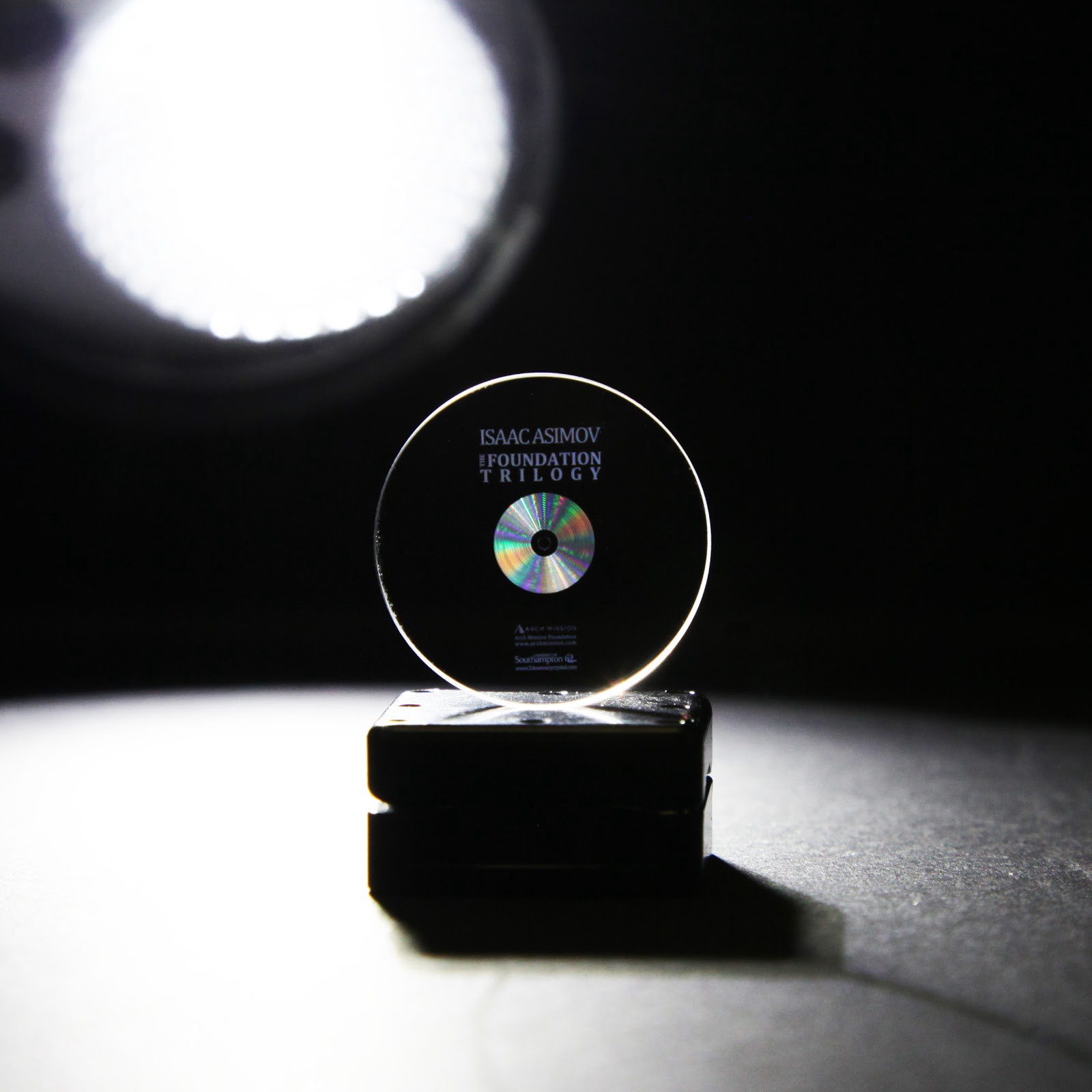 Nonprofit Wants to Send Wikipedia Archive to the Moon by 2020 Nonprofit Wants to Send Wikipedia Archive to the Moon by 2020