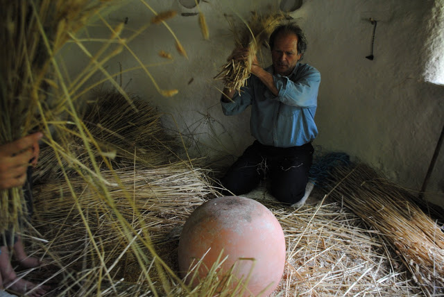 Retired Art Teacher Erects Charming Cob House for a Mere $250! Retired Art Teacher Erects Charming Cob House for a Mere $250!
