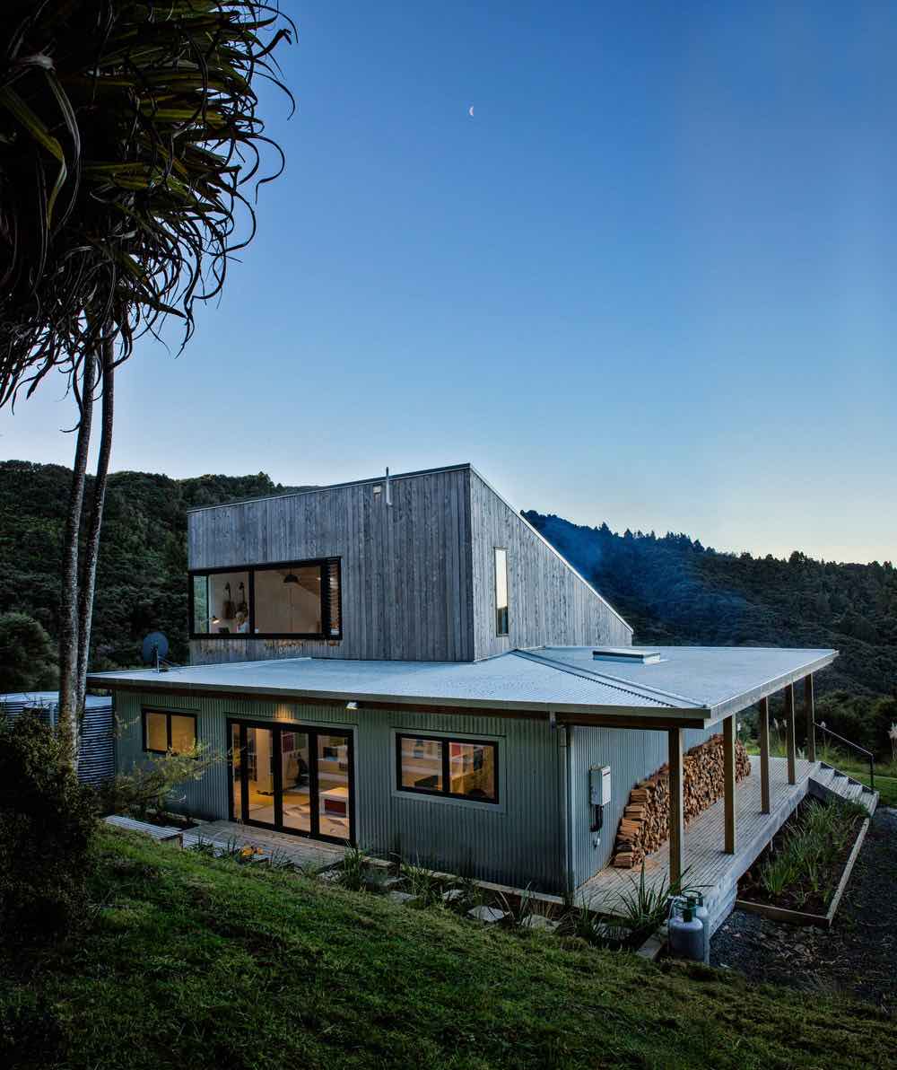 This Stunning Luxury Cabin Was Built Using Locally Sourced Materials This Stunning Luxury Cabin Was Built Using Locally Sourced Materials