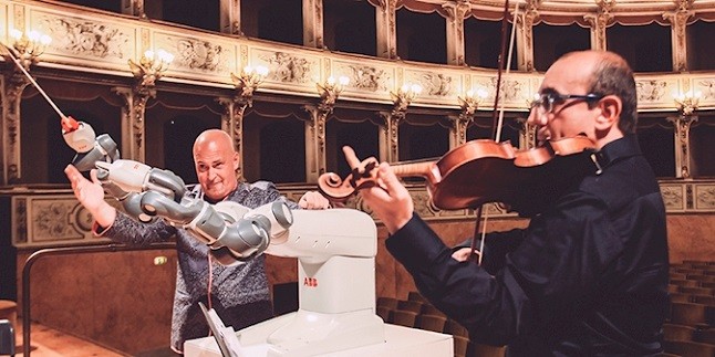 This Robot Just Became the First in the World to Conduct an Entire Orchestra This Robot Just Became the First in the World to Conduct an Entire Orchestra