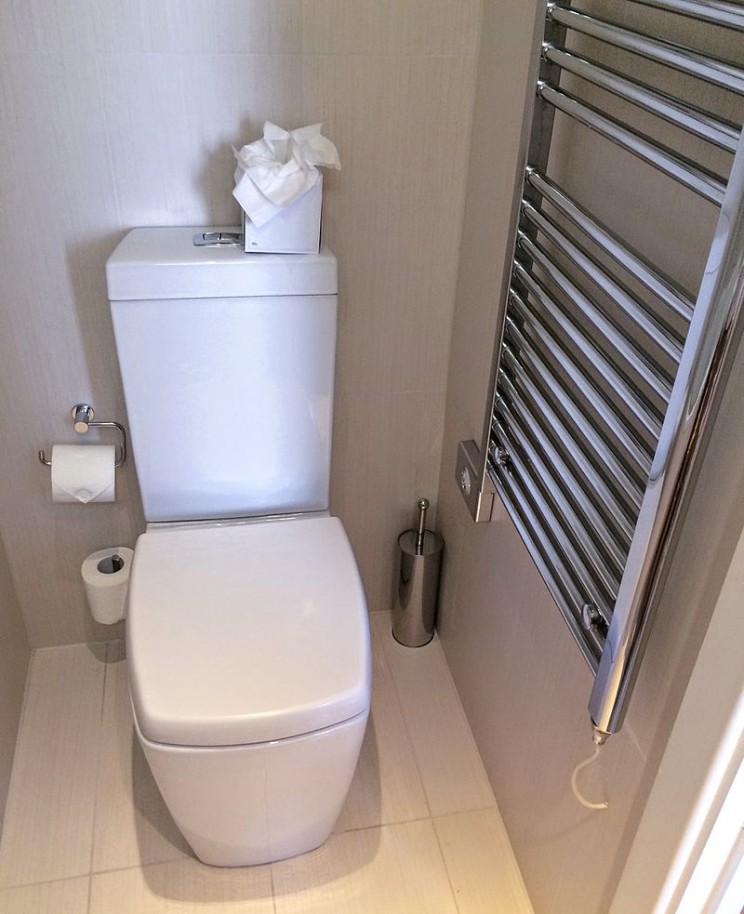 Explore the Inner Workings of an Airplane Lavatory Explore the Inner Workings of an Airplane Lavatory