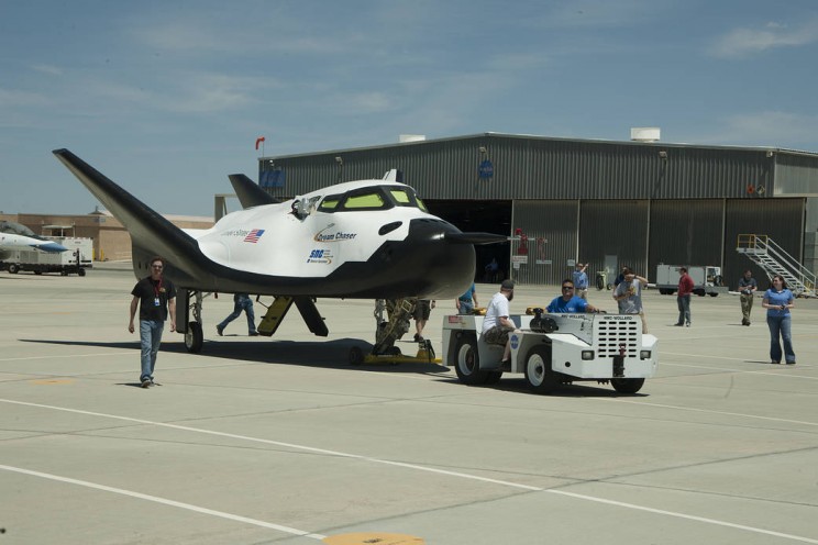 NASA Reveals Its New Reusable Space Vehicle - the Dream Chaser NASA Reveals Its New Reusable Space Vehicle - the Dream Chaser