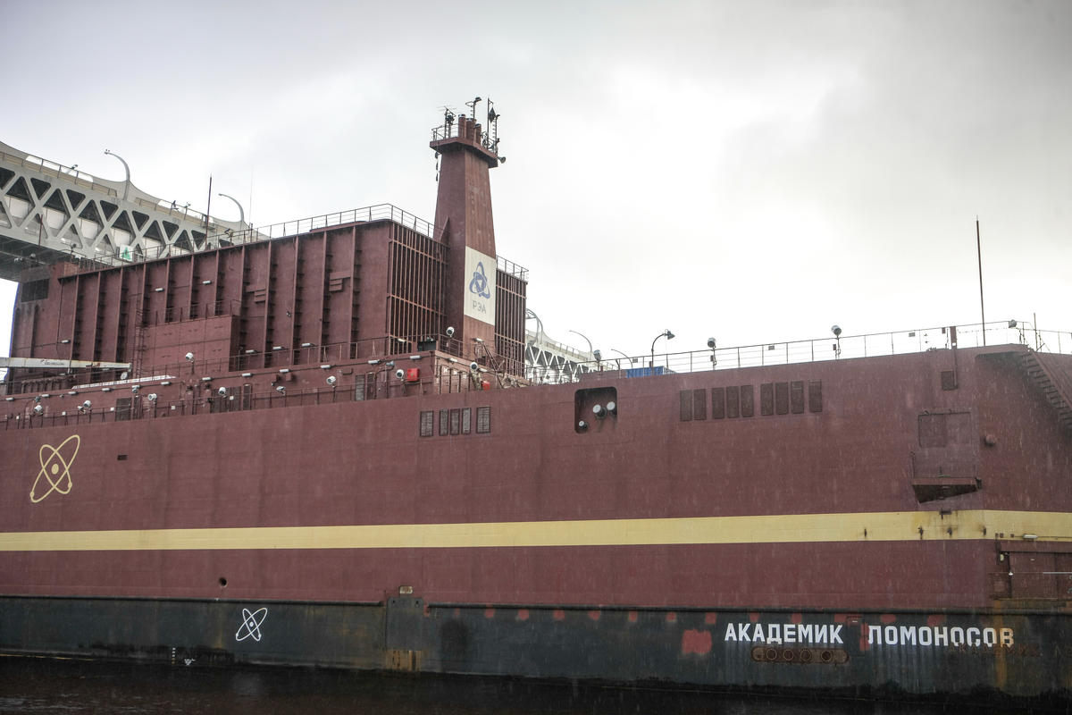 Russia's First-of-Its-Kind Floating Nuclear Plant Begins Its First Voyage Russia's First-of-Its-Kind Floating Nuclear Plant Begins Its First Voyage