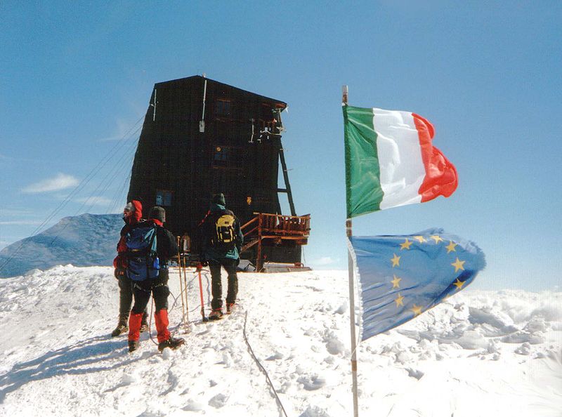 italy Switzerland border mountain