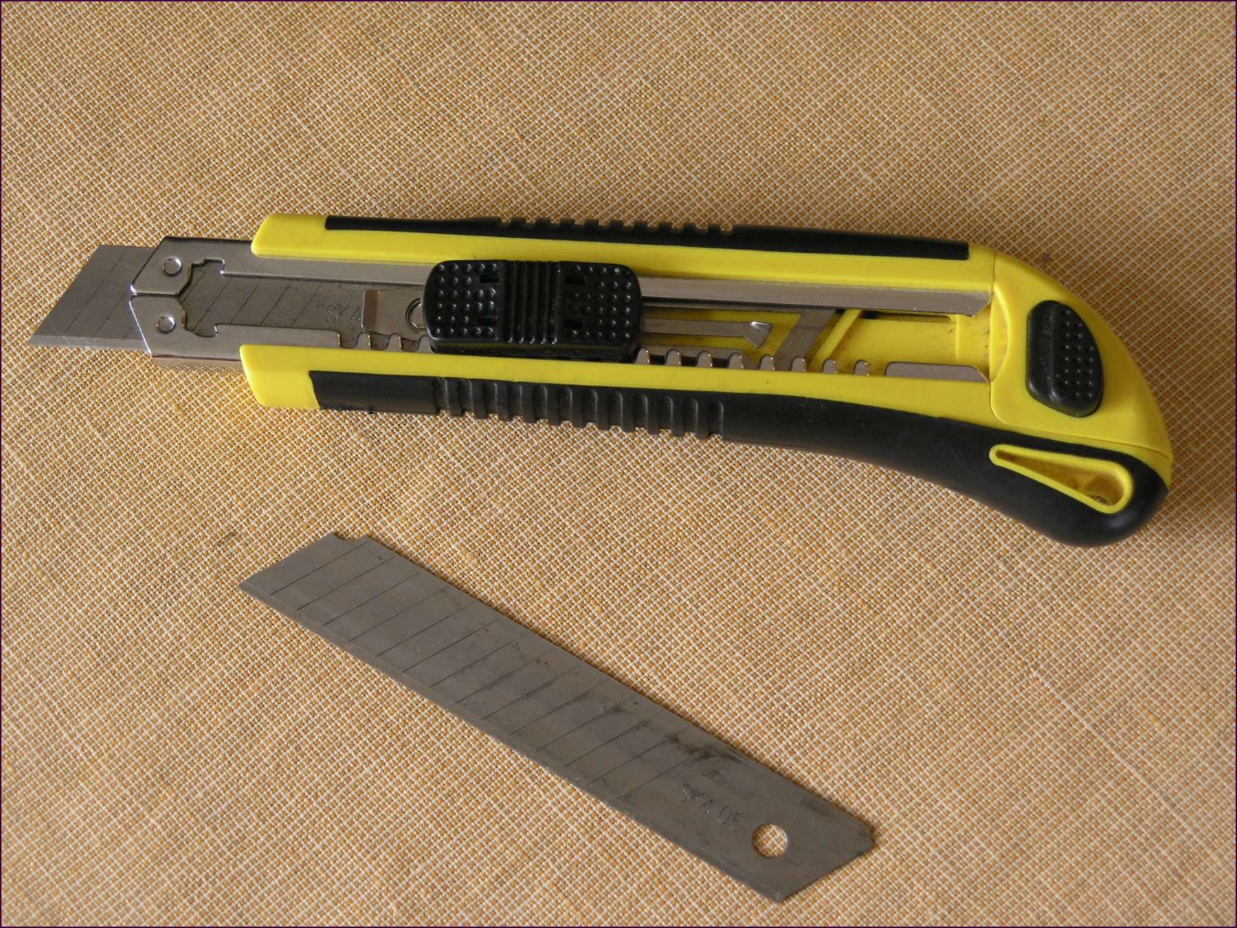 Tools for engineers utility knife