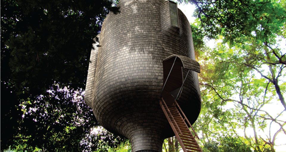 Biomimicry: The Sincerest Form of Flattery Biomimicry: The Sincerest Form of Flattery