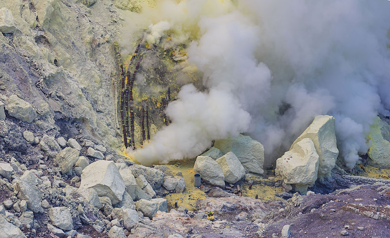 The Mystery of Blue Lava and the Kawah Ijen Volcano The Mystery of Blue Lava and the Kawah Ijen Volcano