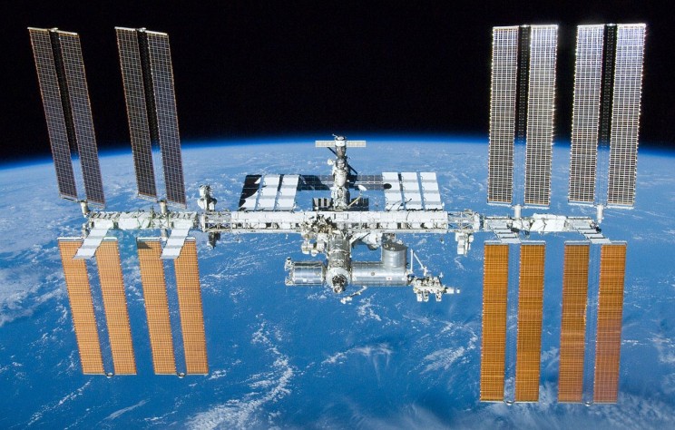 Is It Worth It? The Costs and Benefits of Space Exploration Is It Worth It? The Costs and Benefits of Space Exploration
