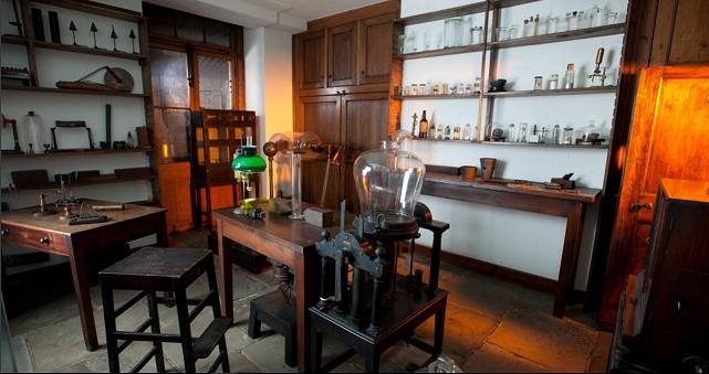 Michael Faraday: A True Scientific Hero Michael Faraday: A True Scientific Hero