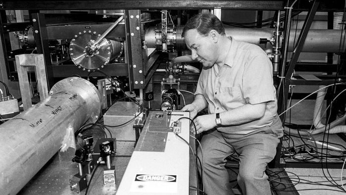 3 Scientists Win Nobel Physics Prize for Discovery of Gravitational Waves 3 Scientists Win Nobel Physics Prize for Discovery of Gravitational Waves