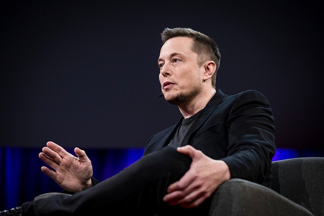 Elon Musk Says He Can End Puerto Rico's Power Crisis with Solar Energy