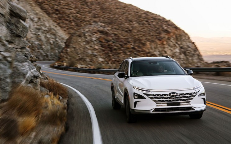 Hyundai Unveils Fuel Cell-Powered SUV with an Impressive Range of 370 Miles Hyundai Unveils Fuel Cell-Powered SUV with an Impressive Range of 370 Miles