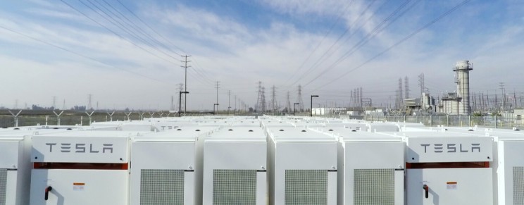Tesla Just Finished Building the Largest Battery In the World, Meeting the 100-Day Deadline