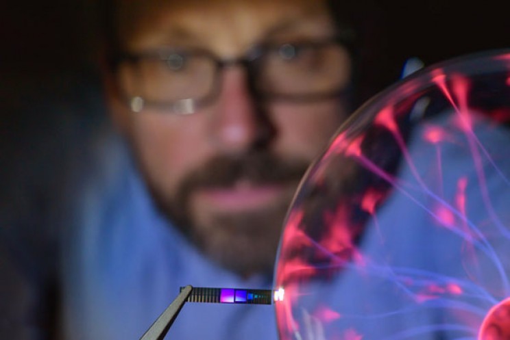 Tiny Silicon Device May Power Future Devices By Using Waste Heat Tiny Silicon Device May Power Future Devices By Using Waste Heat